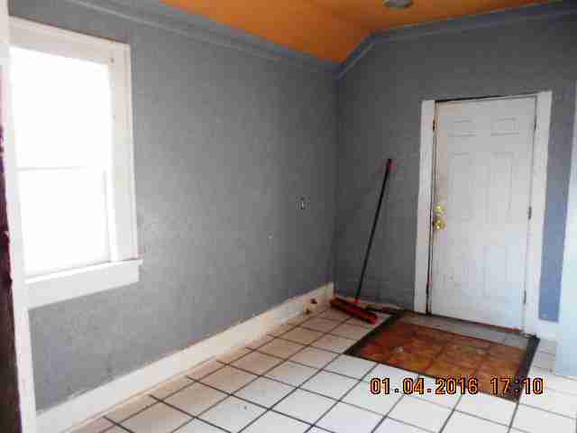 910 E Moses Street, Cushing, OK 74023