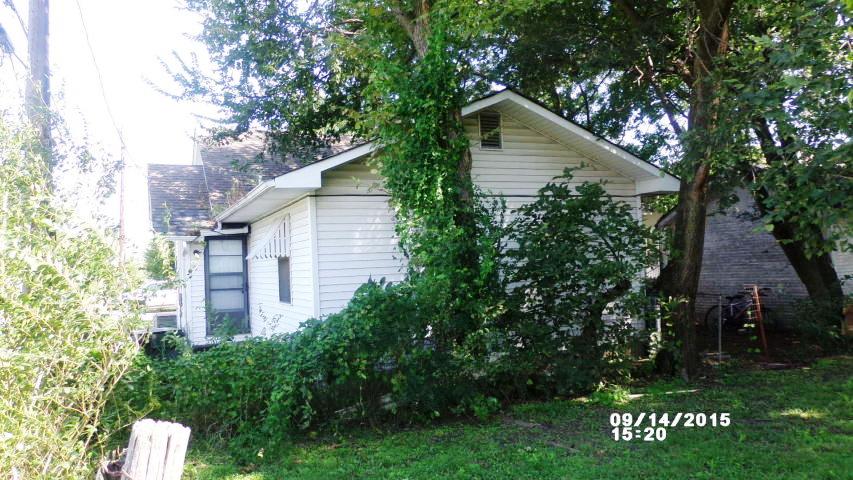 411 N Hough Ave, Cushing, OK 74023