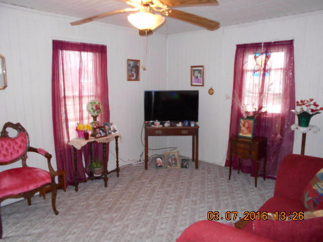 1235 E Broadway ST, Cushing, OK 74023