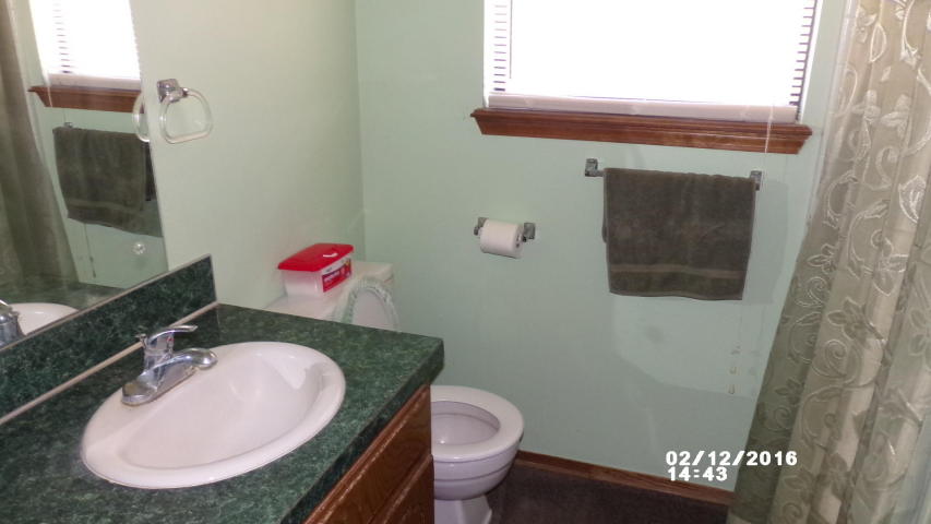 208 E 9th PL, Cushing, OK 74023