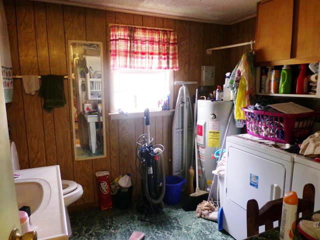 2020 S Schlegel Road, Cushing, OK 74023