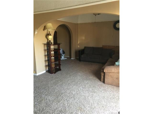 1215 N Front Street, Dewey, OK 74029