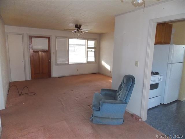 808 N Ross Avenue, Dewey, OK 74029