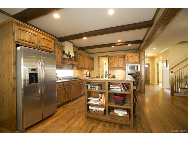 12506 S 13th Place, Jenks, OK 74037