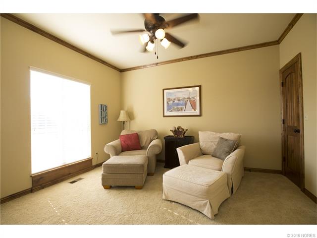 12506 S 13th Place, Jenks, OK 74037