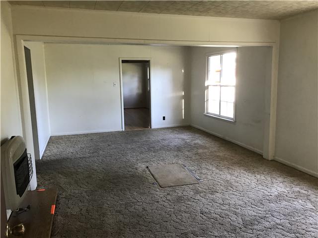 302 S Main StKellyville, OK, 74039Creek County