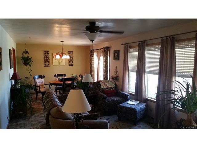 100 Greenbrier Circle, Mannford, OK 74044