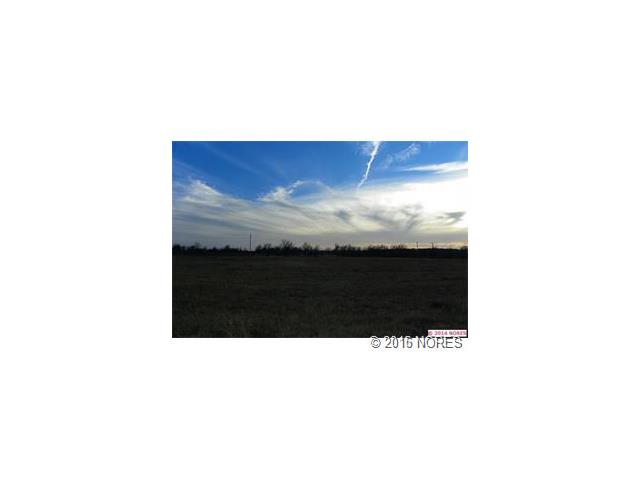 000 Davis Road, Nowata, OK 74048