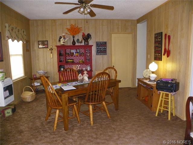 340 N Pine Street, Nowata, OK 74048
