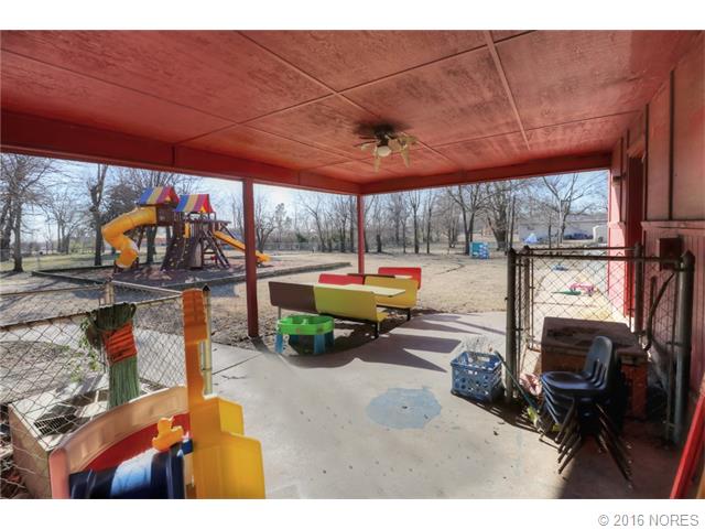 235 Pine Street, Oologah, OK 74053