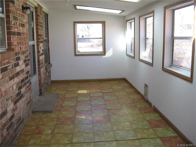 1615 E 11th Street, Pawhuska, OK 74056