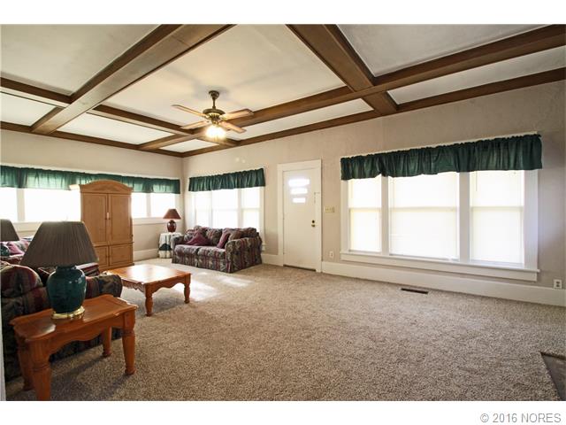 215 E 13th Street, Pawhuska, OK 74056