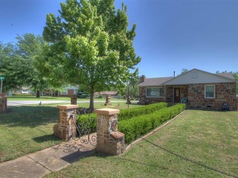 1125 N McKinley Avenue, Sand Springs, OK 74063