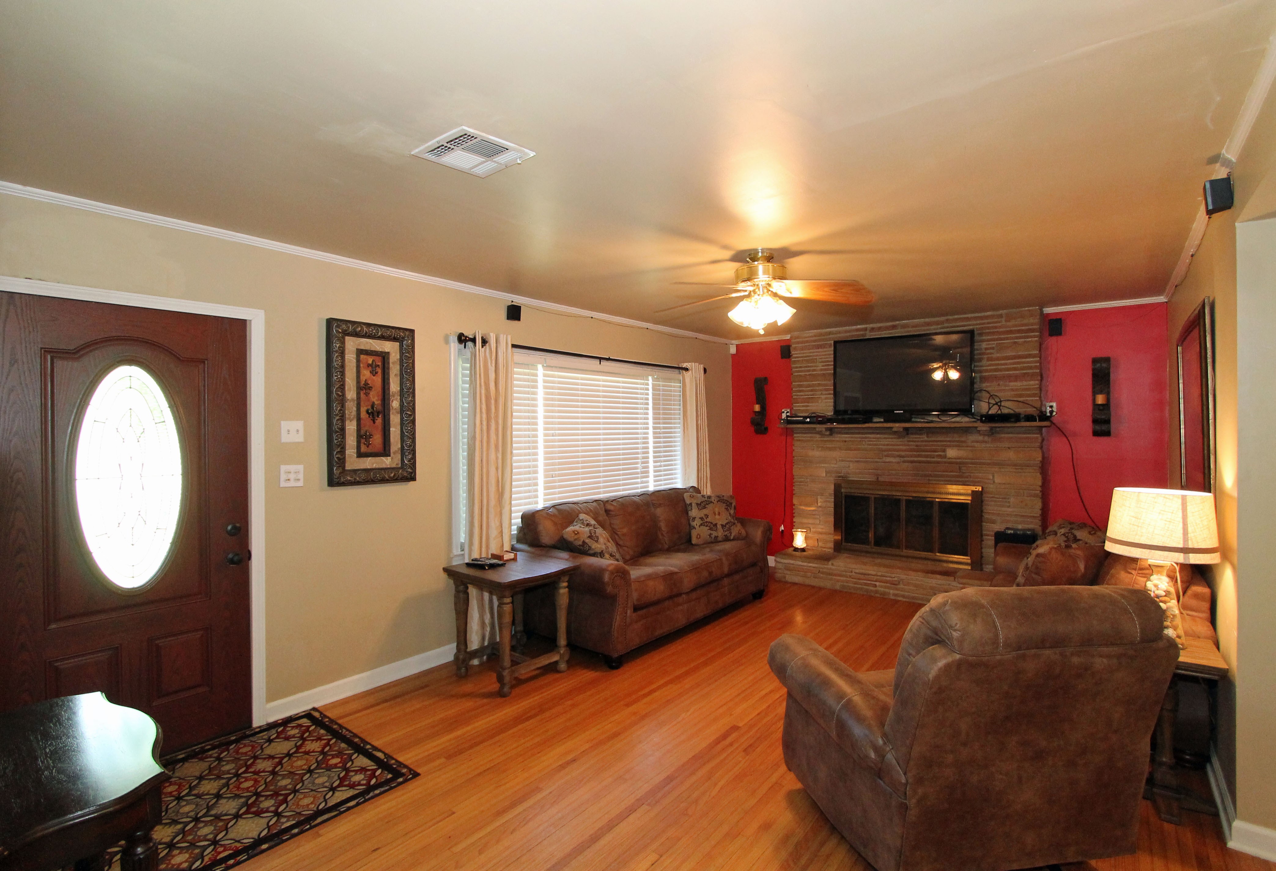 1125 N McKinley Avenue, Sand Springs, OK 74063