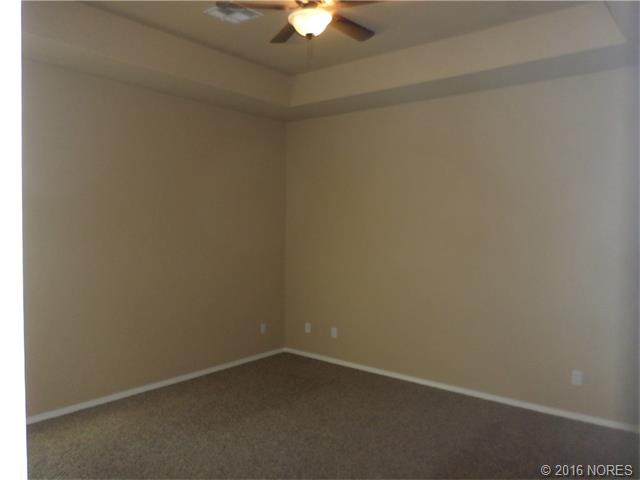 1332 E Lincoln Avenue, Sapulpa, OK 74066
