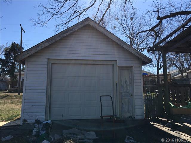 1424 E University Avenue, Sapulpa, OK 74066