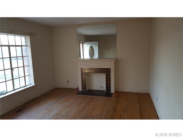 1313 E Jackson Avenue, Sapulpa, OK 74066