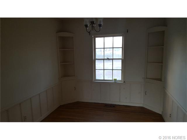 1313 E Jackson Avenue, Sapulpa, OK 74066