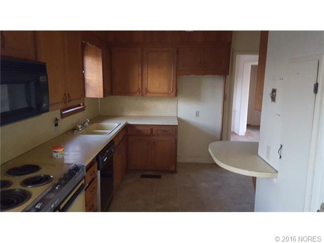1313 E Jackson Avenue, Sapulpa, OK 74066