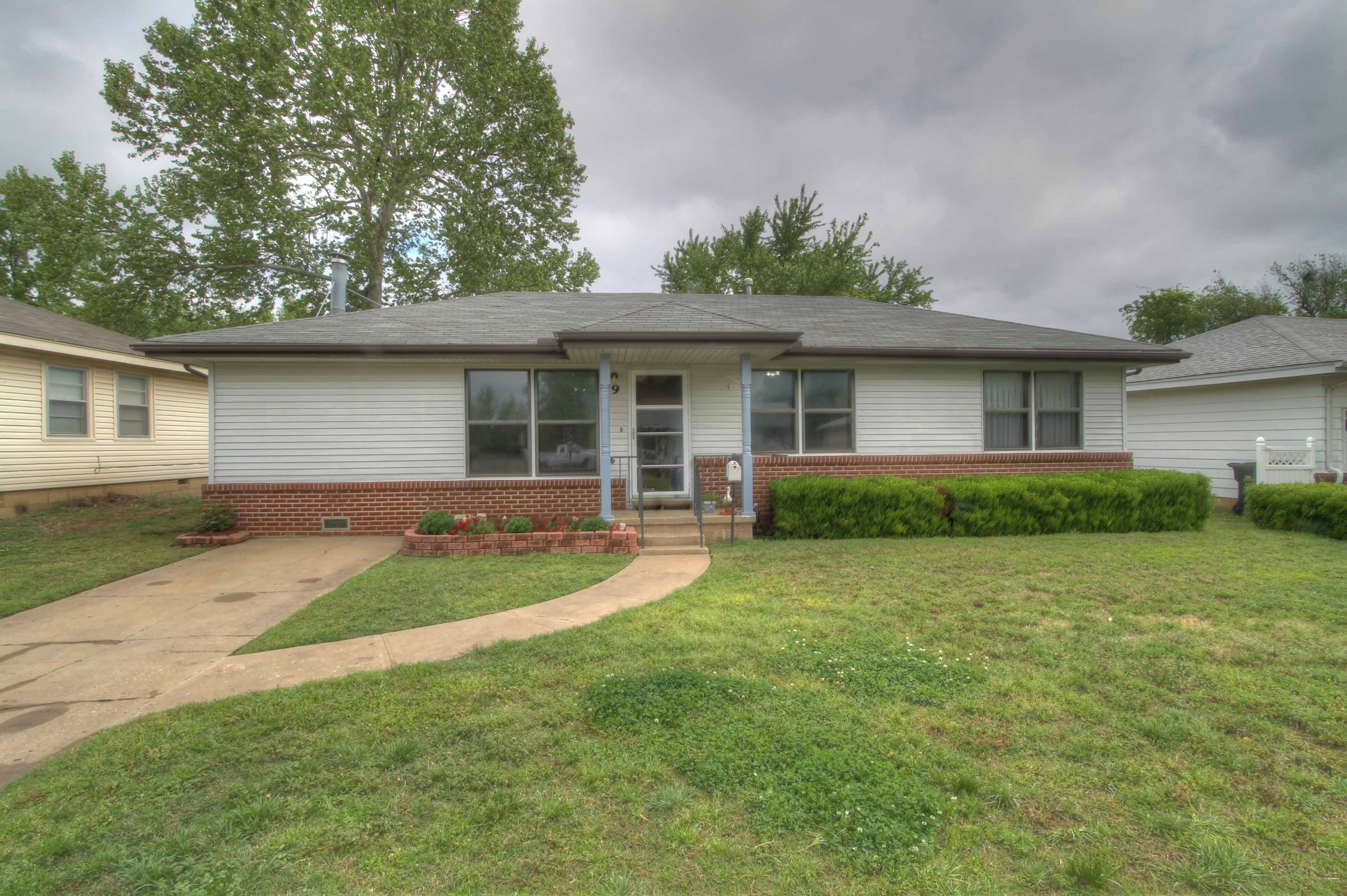 79 W Mike Avenue, Sapulpa, OK 74066