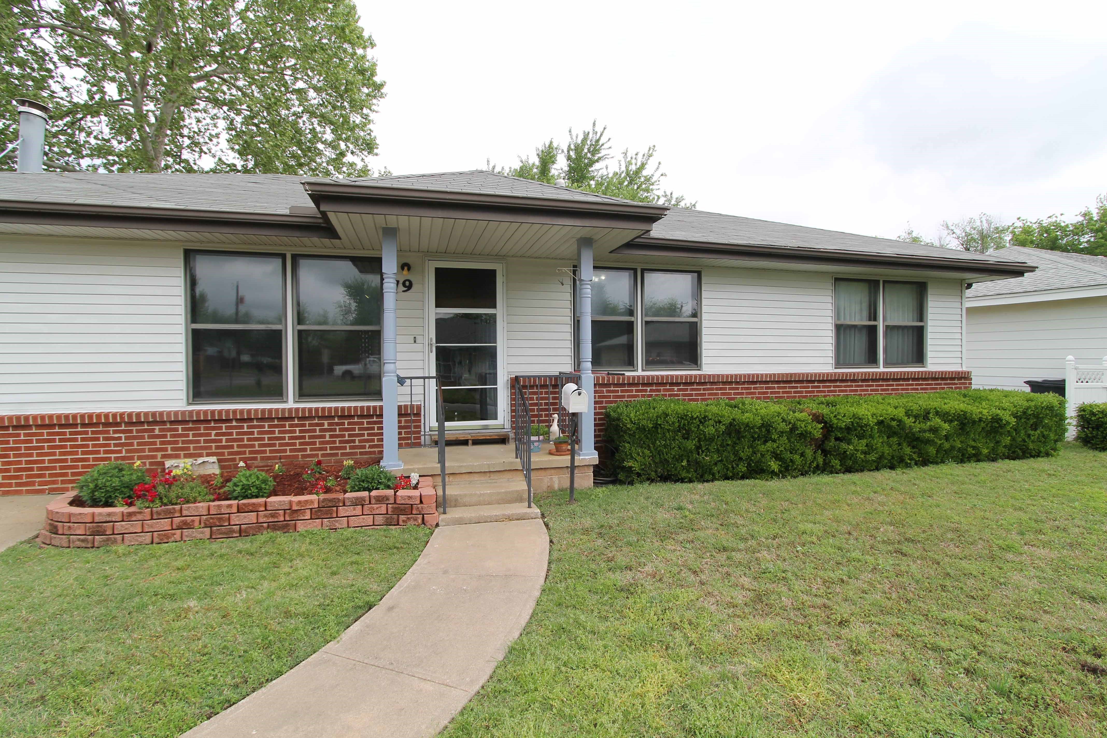 79 W Mike Avenue, Sapulpa, OK 74066