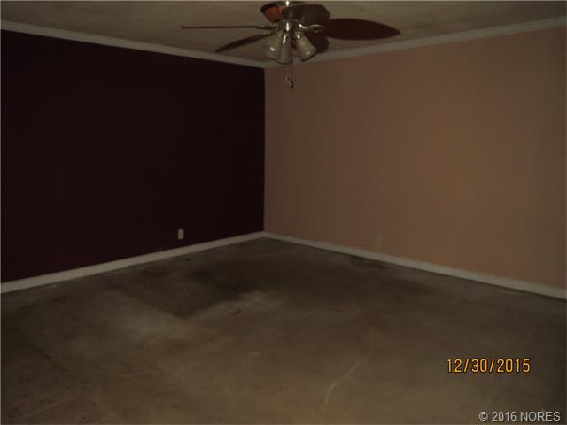 507 Maplewood Lane, Skiatook, OK 74070