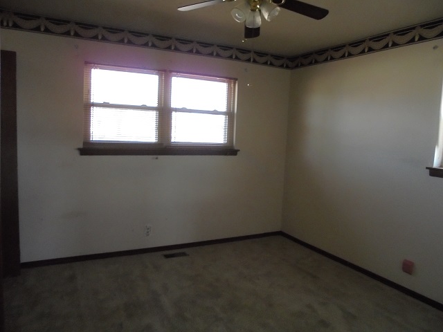 1523 N Young St, Stillwater, OK 74075
