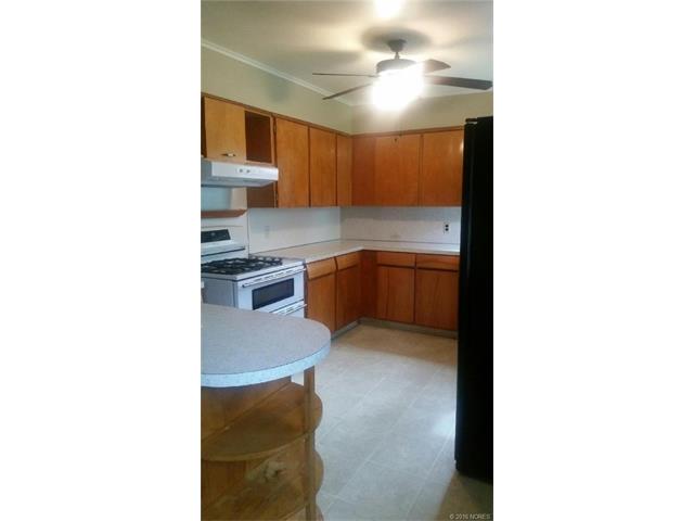 1113 53rd Place, Tulsa, OK 74105