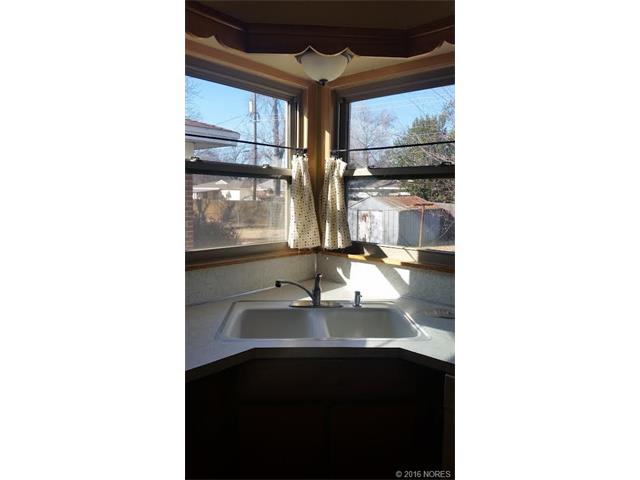 1113 53rd Place, Tulsa, OK 74105