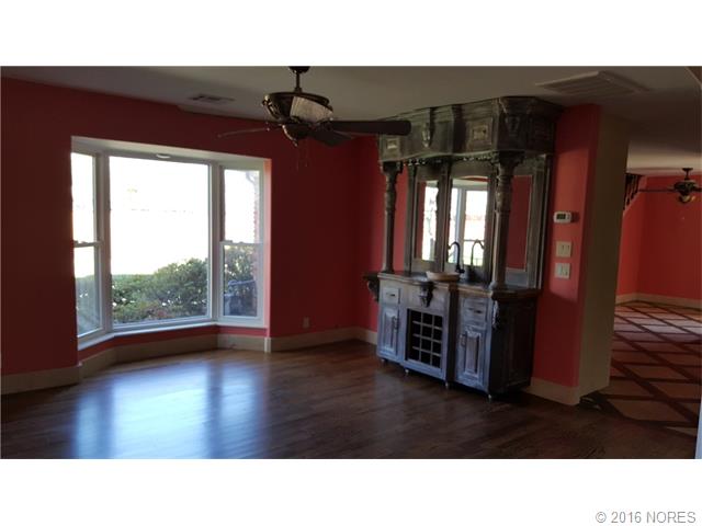 5619 S Gary Place, Tulsa, OK 74105
