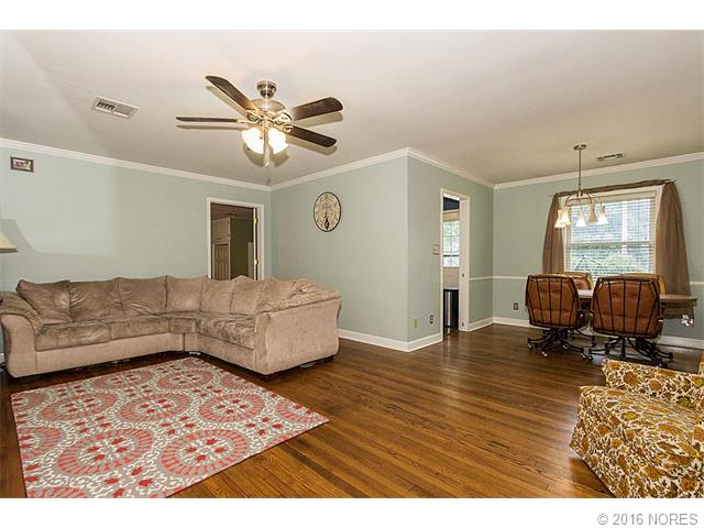 5529 S Norfolk Avenue, Tulsa, OK 74105