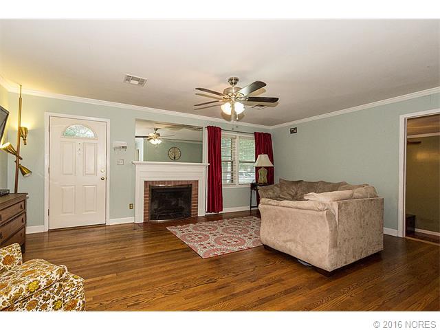 5529 S Norfolk Avenue, Tulsa, OK 74105