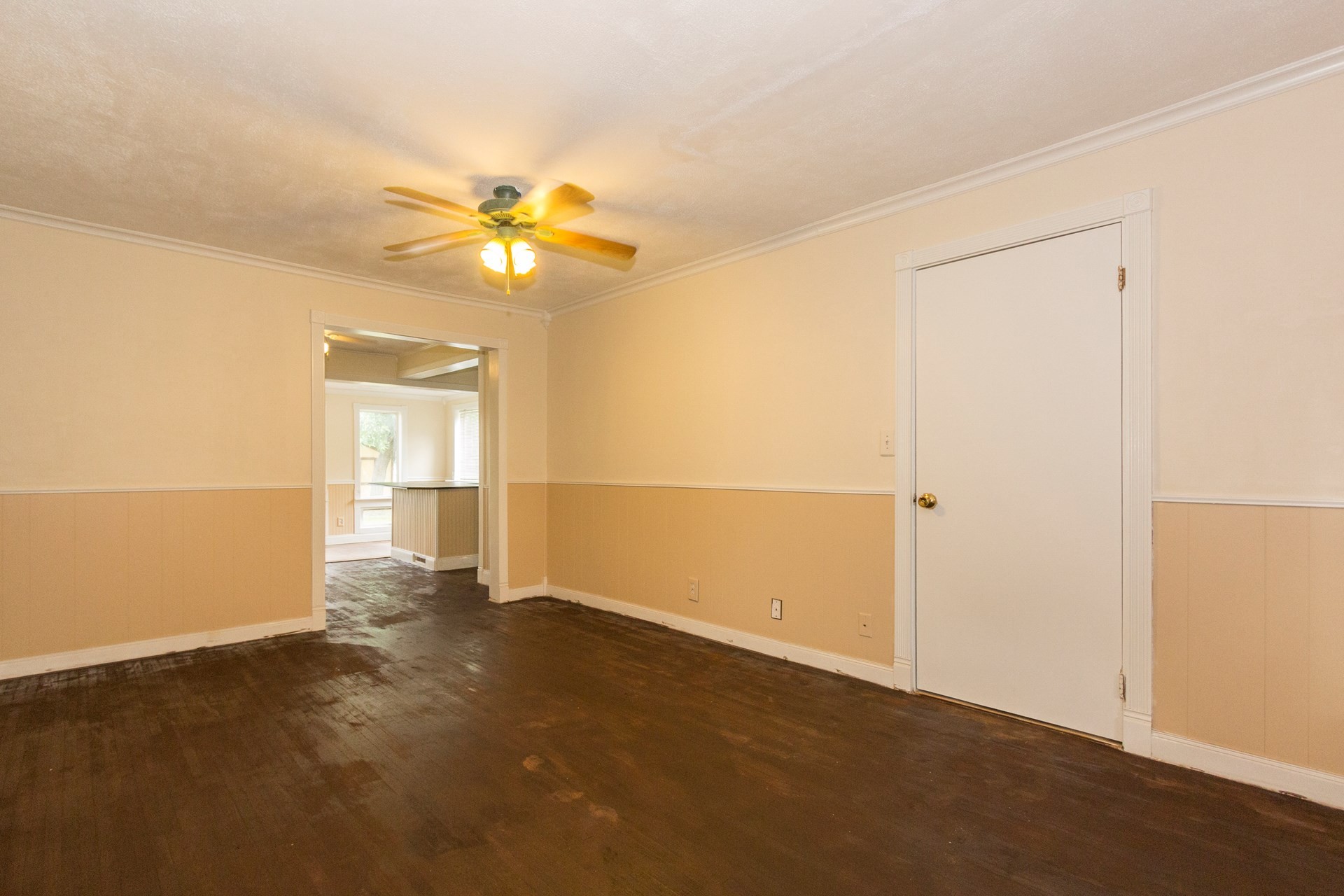 4686 S Rockford Avenue, Tulsa, OK 74105