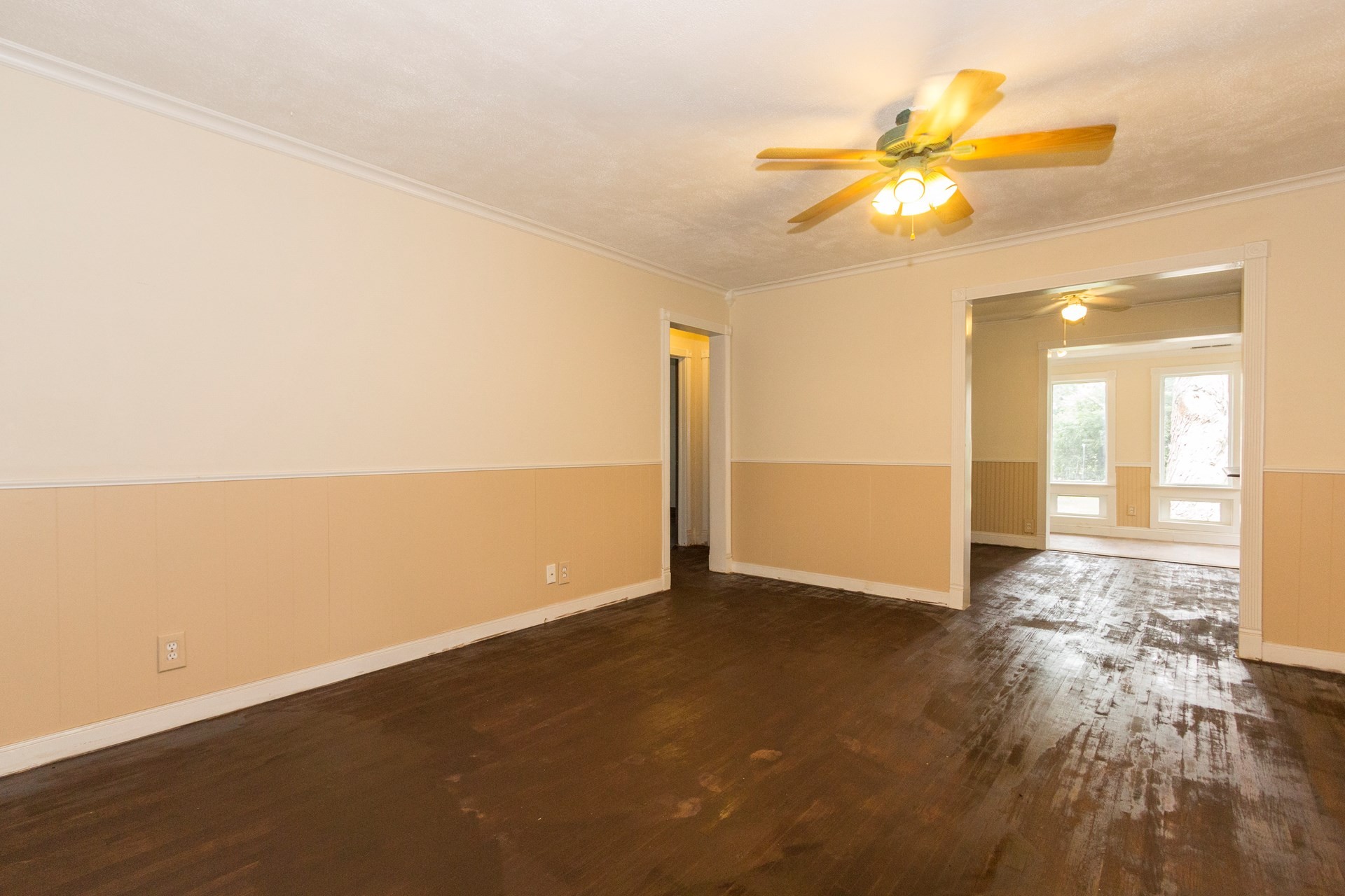 4686 S Rockford Avenue, Tulsa, OK 74105