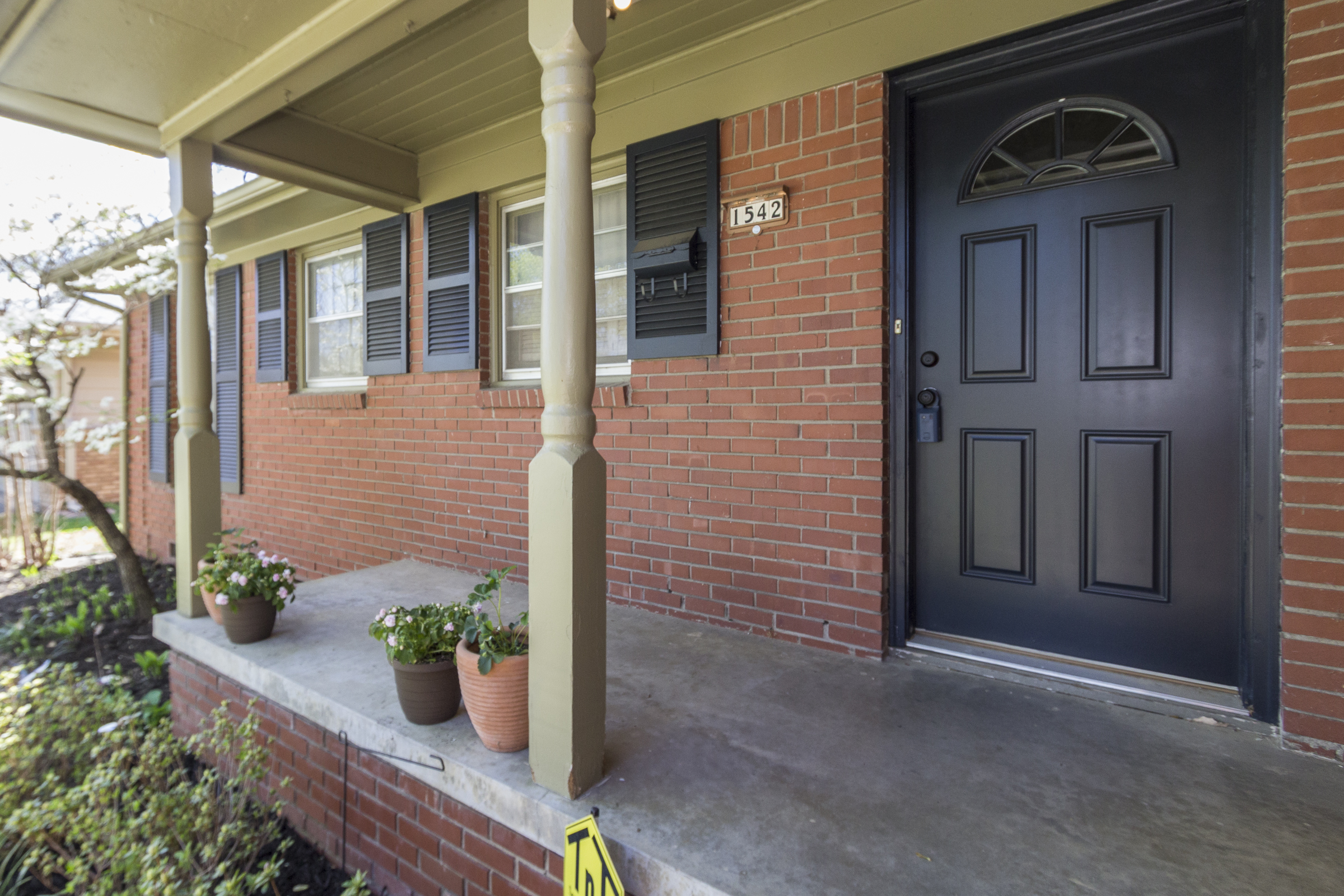 1542 E 59th Place, Tulsa, OK 74105