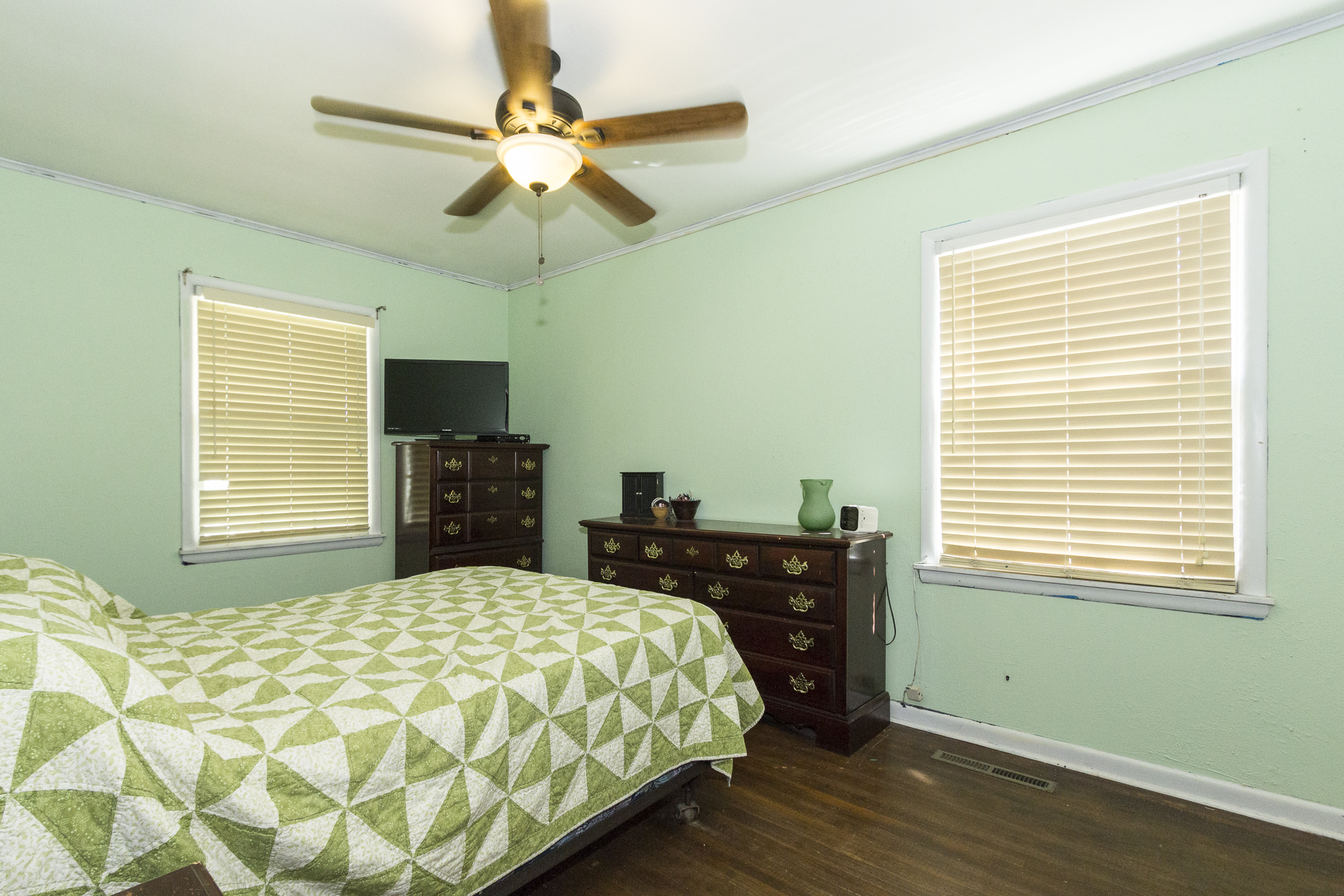 1542 E 59th Place, Tulsa, OK 74105