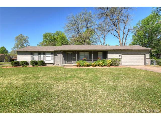 5920 S Utica Avenue, Tulsa, OK 74105
