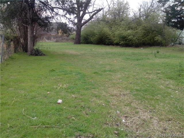 1127 E Pine Place, Tulsa, OK 74106