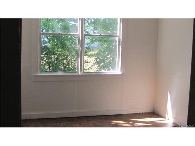 1049 N Madison Avenue, Tulsa, OK 74106