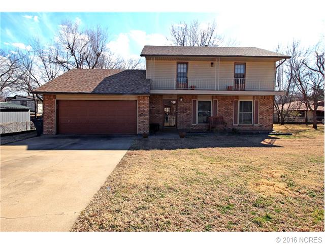 210 E Marshall Court, Tulsa, OK 74106