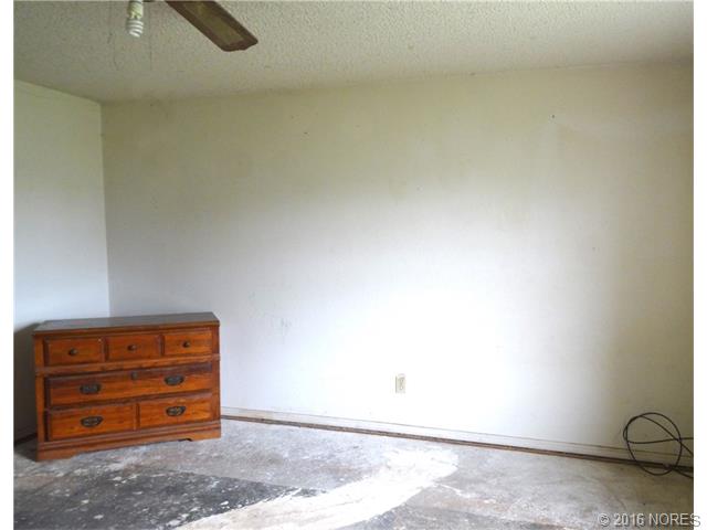 5601 S 45th West Avenue, Tulsa, OK 74107