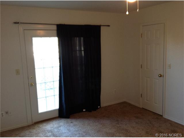 4738 S 25th West Avenue, Tulsa, OK 74107