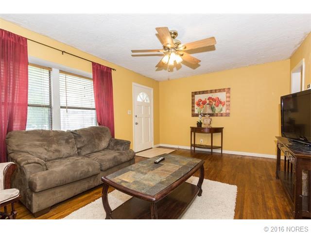 4618 S 31st West Avenue, Tulsa, OK 74107