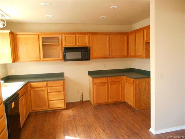 5616 S Xenophon Avenue, Tulsa, OK 74107