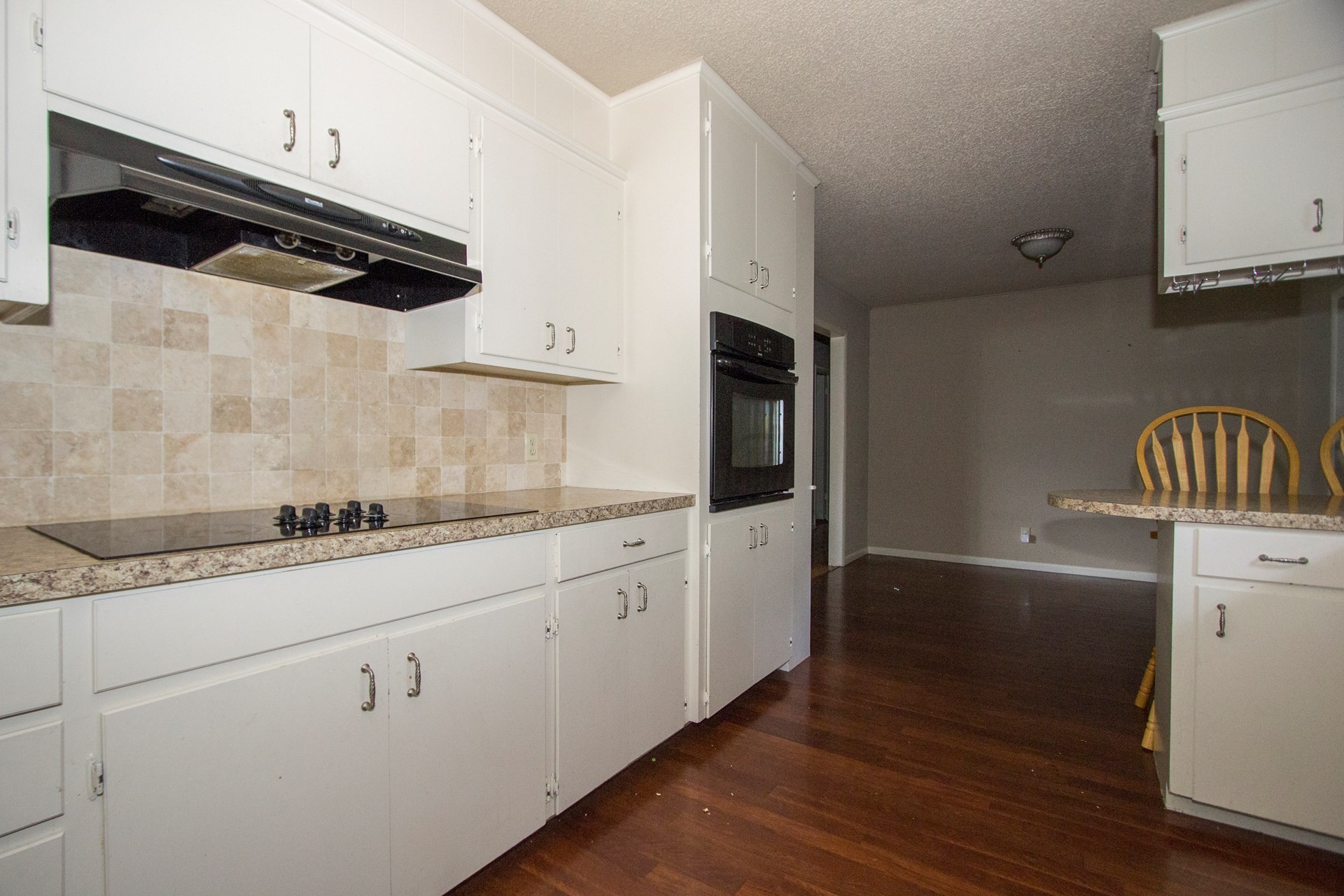 4874 S Vancouver Avenue, Tulsa, OK 74107