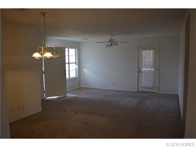 5631 S Xenophon Avenue, Tulsa, OK 74107