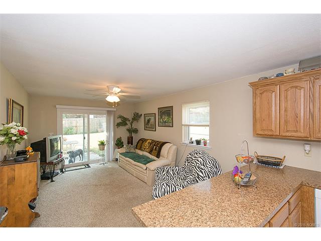 18542 E 1st Street, Tulsa, OK 74108