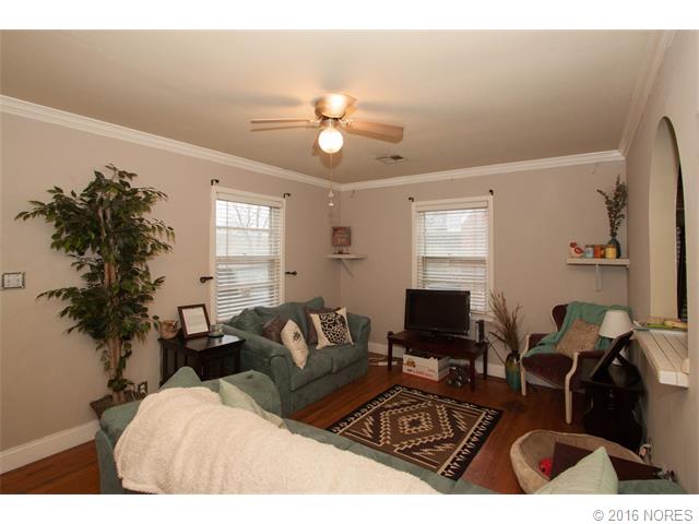 2845 E Admiral Place, Tulsa, OK 74110