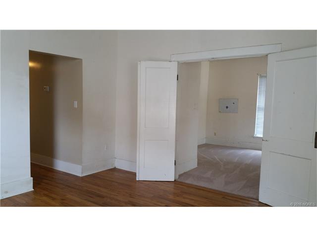 2609 E Admiral Court, Tulsa, OK 74110