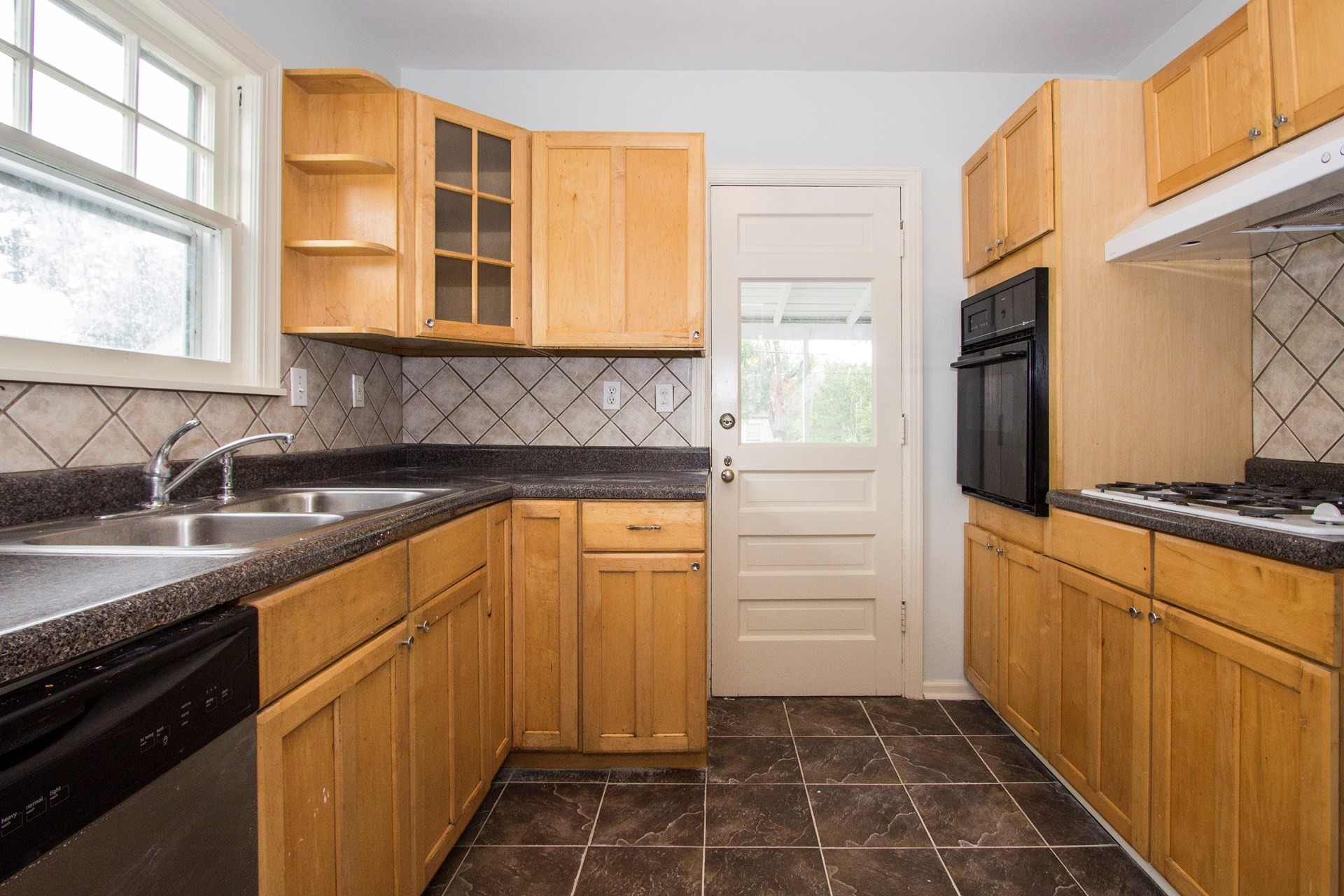 303 S Pittsburg Avenue, Tulsa, OK 74112